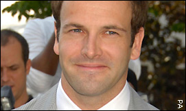 Jonny Lee Miller